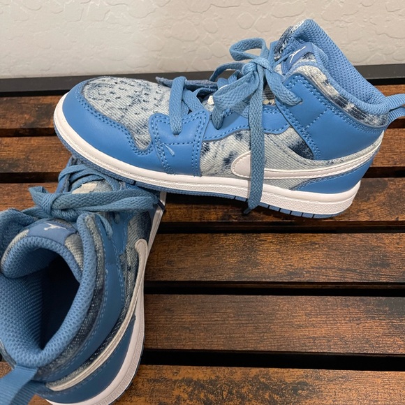 Kids Blue Denim Sneakers with White Accents - Picture 6 of 8